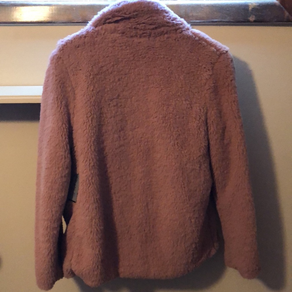 Fuzzy jacket - Picture 2 of 3